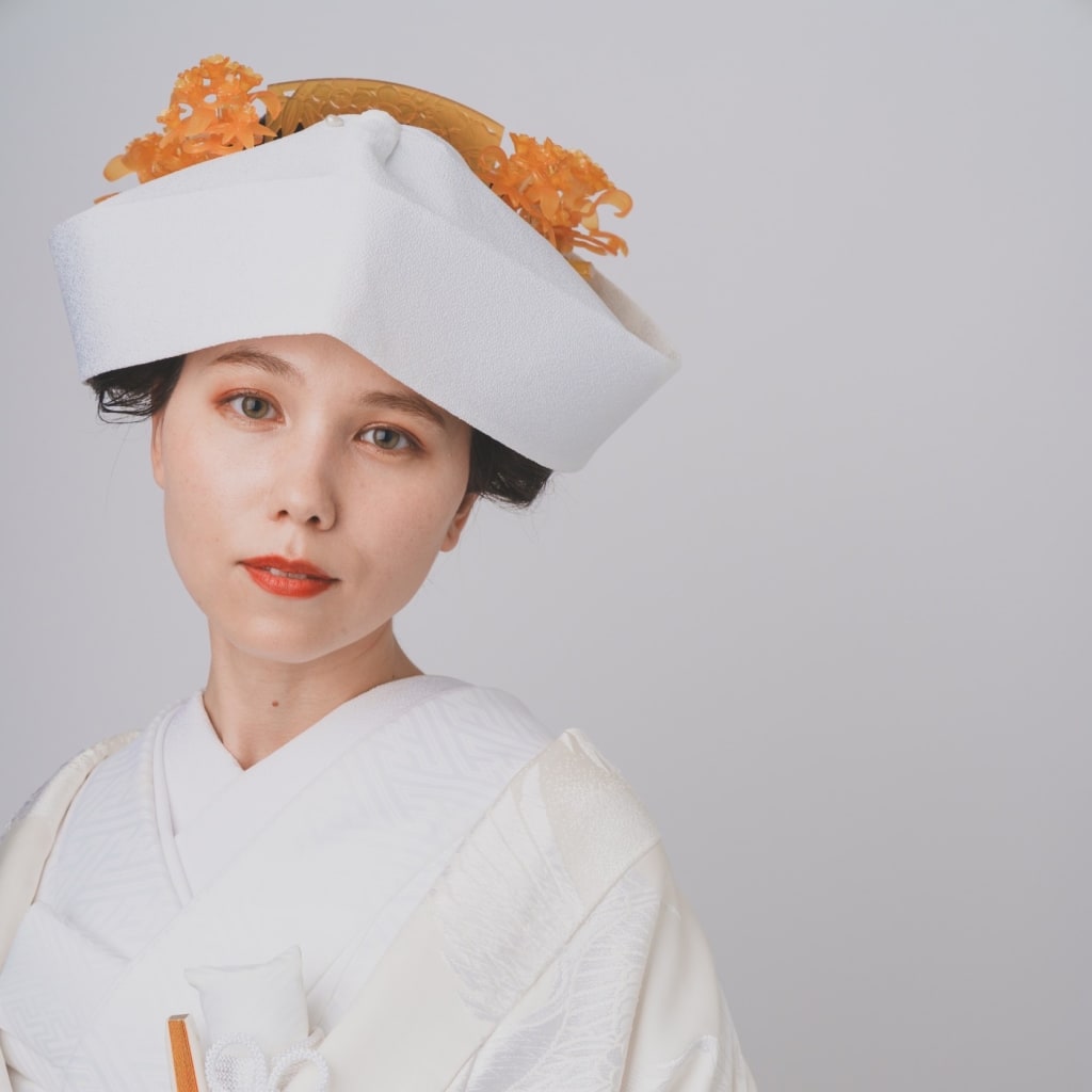 新日本髪と角隠し