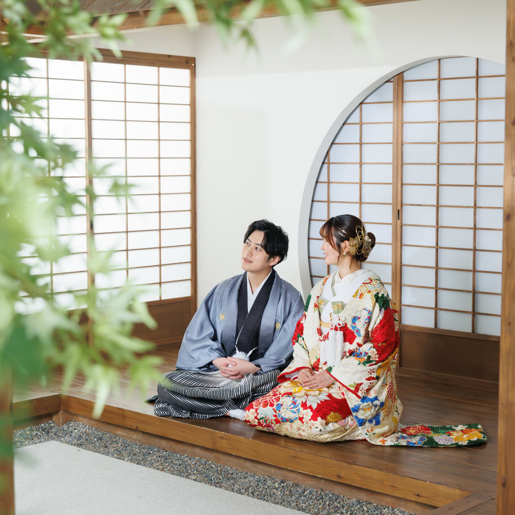 雷門と屋内庭園スタジオ！