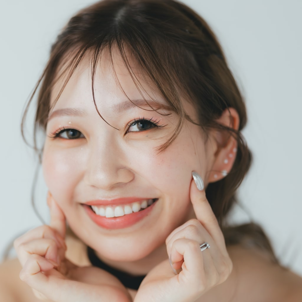 ＃おしゃれ花嫁の指名多数!!　トレンドヘアメイクで撮るフォトウエディング