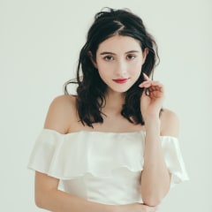 シンプルなロマンティックドレスに魅せられて