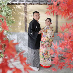 スタジオで秋らしい紅葉撮影