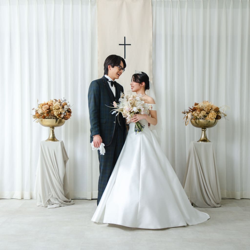 華やか＋カッコよく | デコルテフォトグラフィー | 前撮り・フォトウェディング