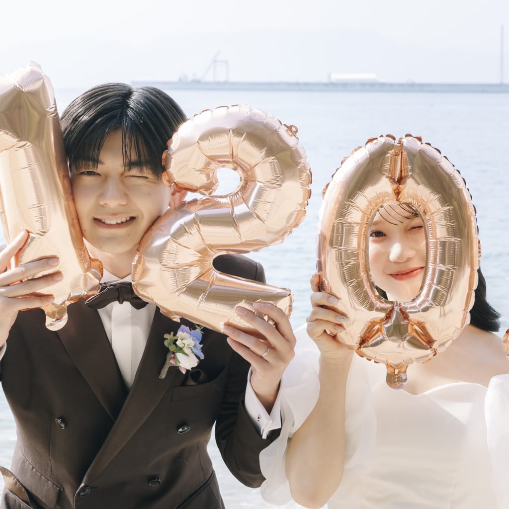 海と空に包まれて | スタジオAQUA 新宿店 | 前撮り・フォトウェディング
