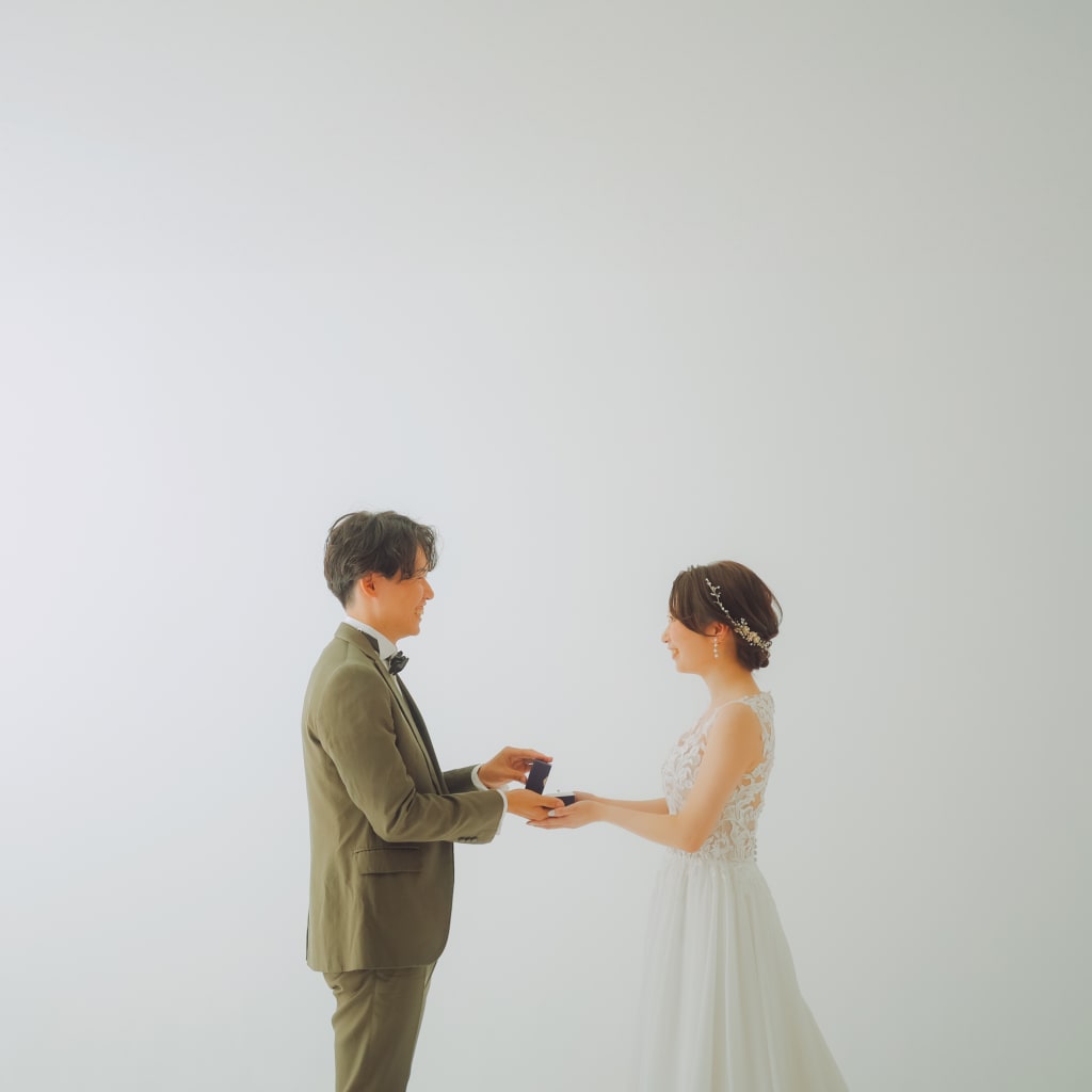 洋装ハウススタジオ | デコルテフォトグラフィー | 前撮り・フォトウェディング