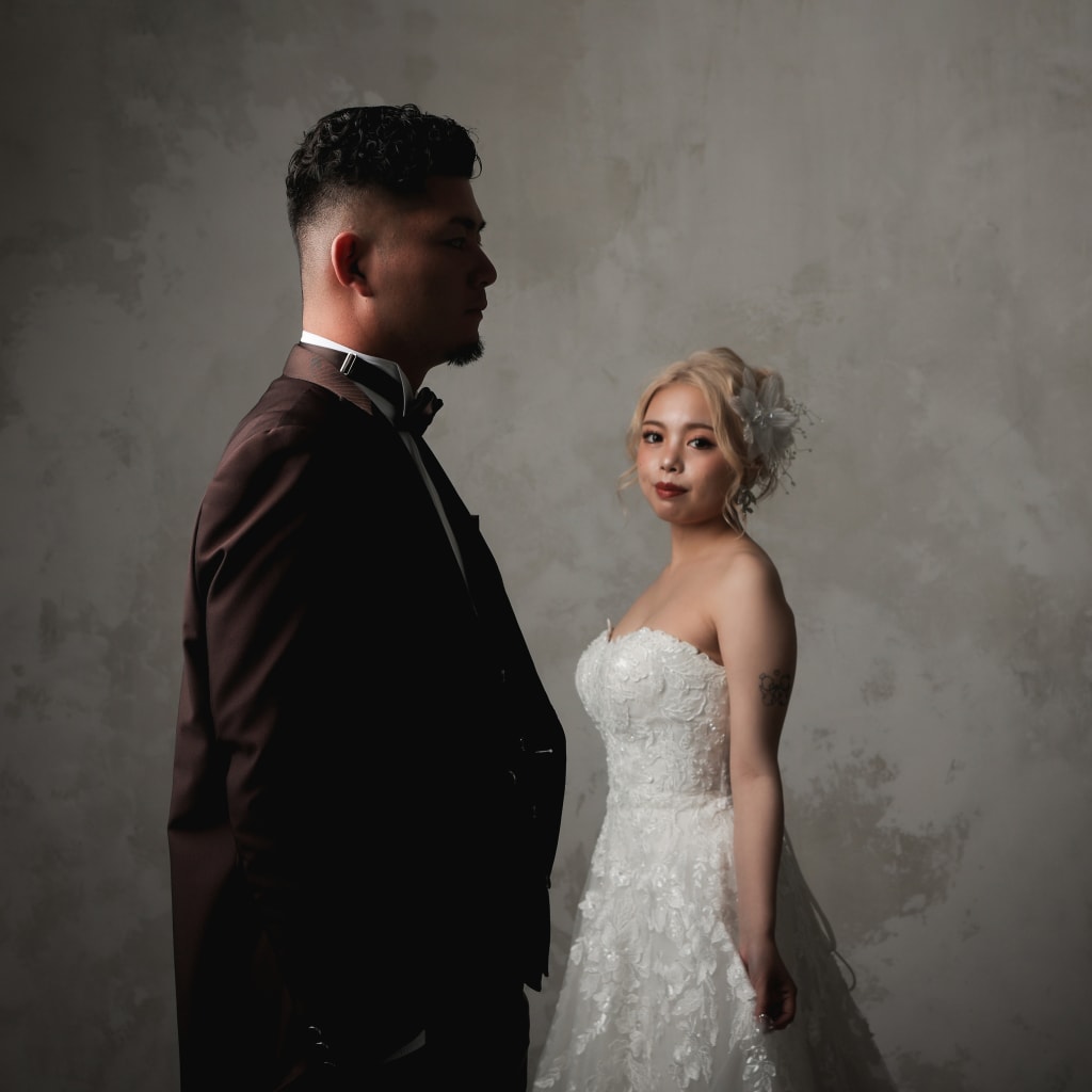 クールなイメージのハウススタジオ | デコルテフォトグラフィー | 前撮り・フォトウェディング