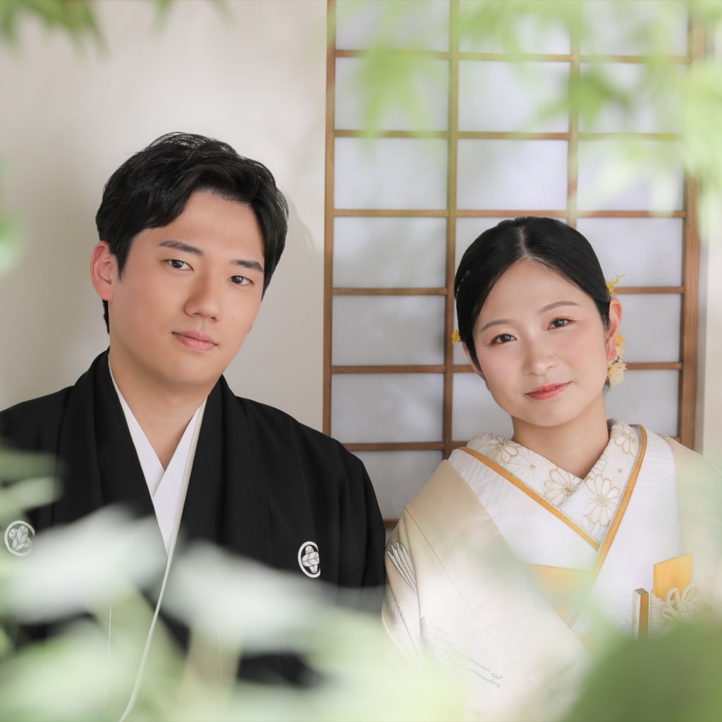 和装にぴったりな屋内庭園スタジオ