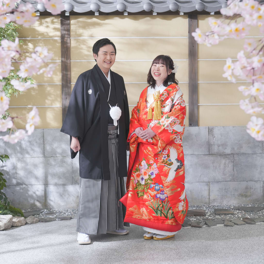 春の屋内庭園スタジオ | デコルテフォトグラフィー | 前撮り・フォトウェディング