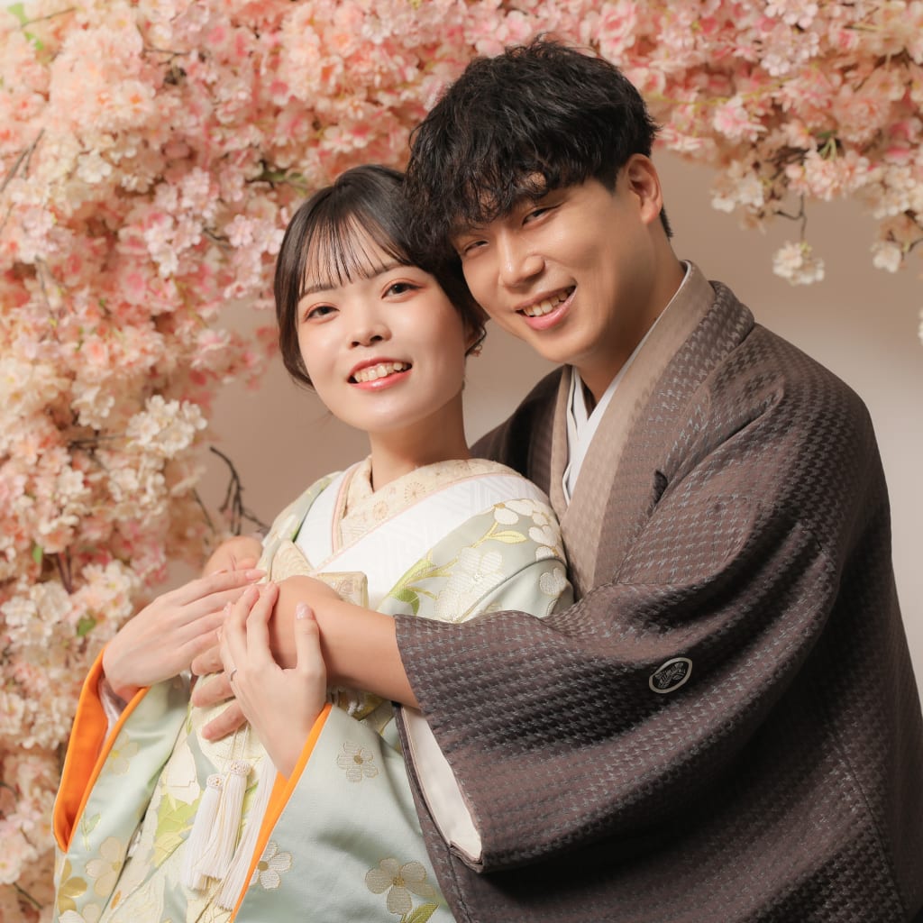 華やかに彩る和庭園スタジオ | デコルテフォトグラフィー | 前撮り・フォトウェディング