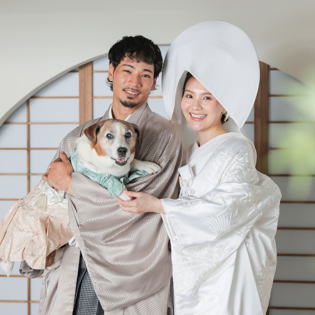 ワンちゃんと一緒に屋内庭園 | デコルテフォトグラフィー | 前撮り・フォトウェディング