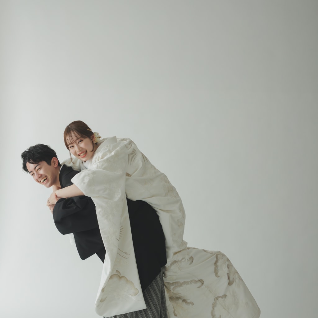 スタジオ PLUS | デコルテフォトグラフィー | 前撮り・フォトウェディング