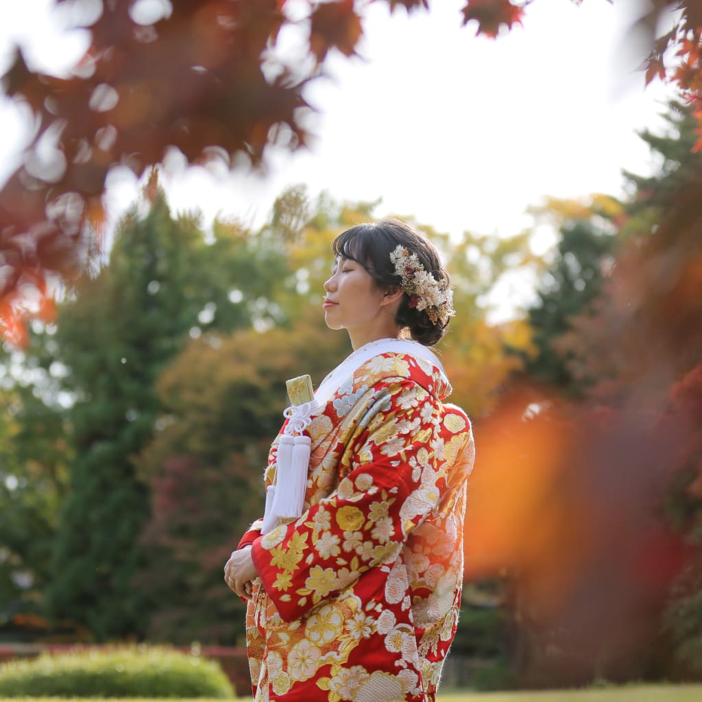軽井沢の真っ赤な紅葉！おすすめです！ | デコルテフォトグラフィー | 前撮り・フォトウェディング