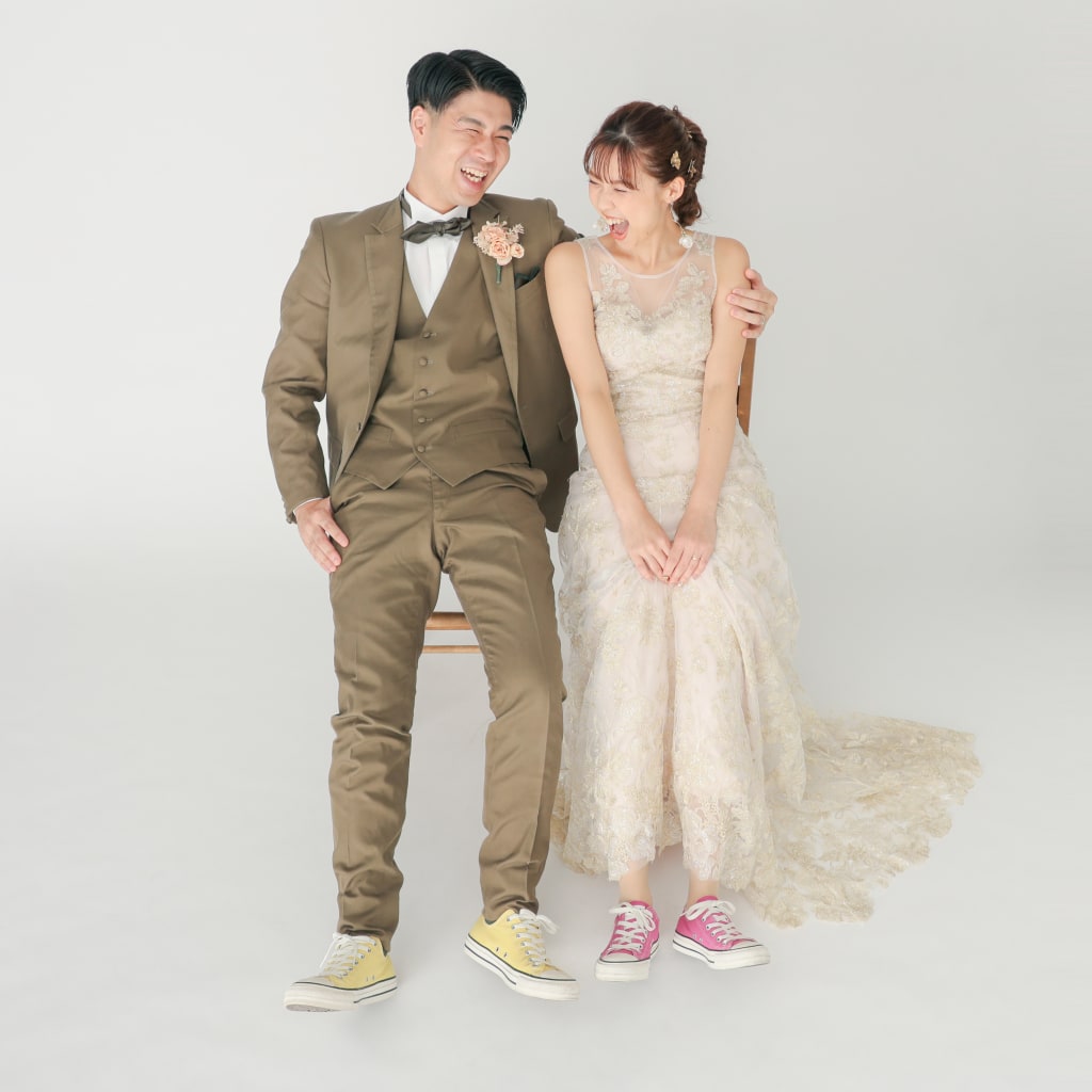 洋装スタジオPlus | デコルテフォトグラフィー | 前撮り・フォトウェディング