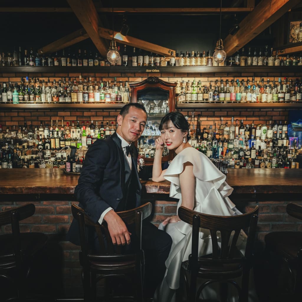 行きつけのBarでふたりらしく撮影♪ | デコルテフォトグラフィー | 前撮り・フォトウェディング