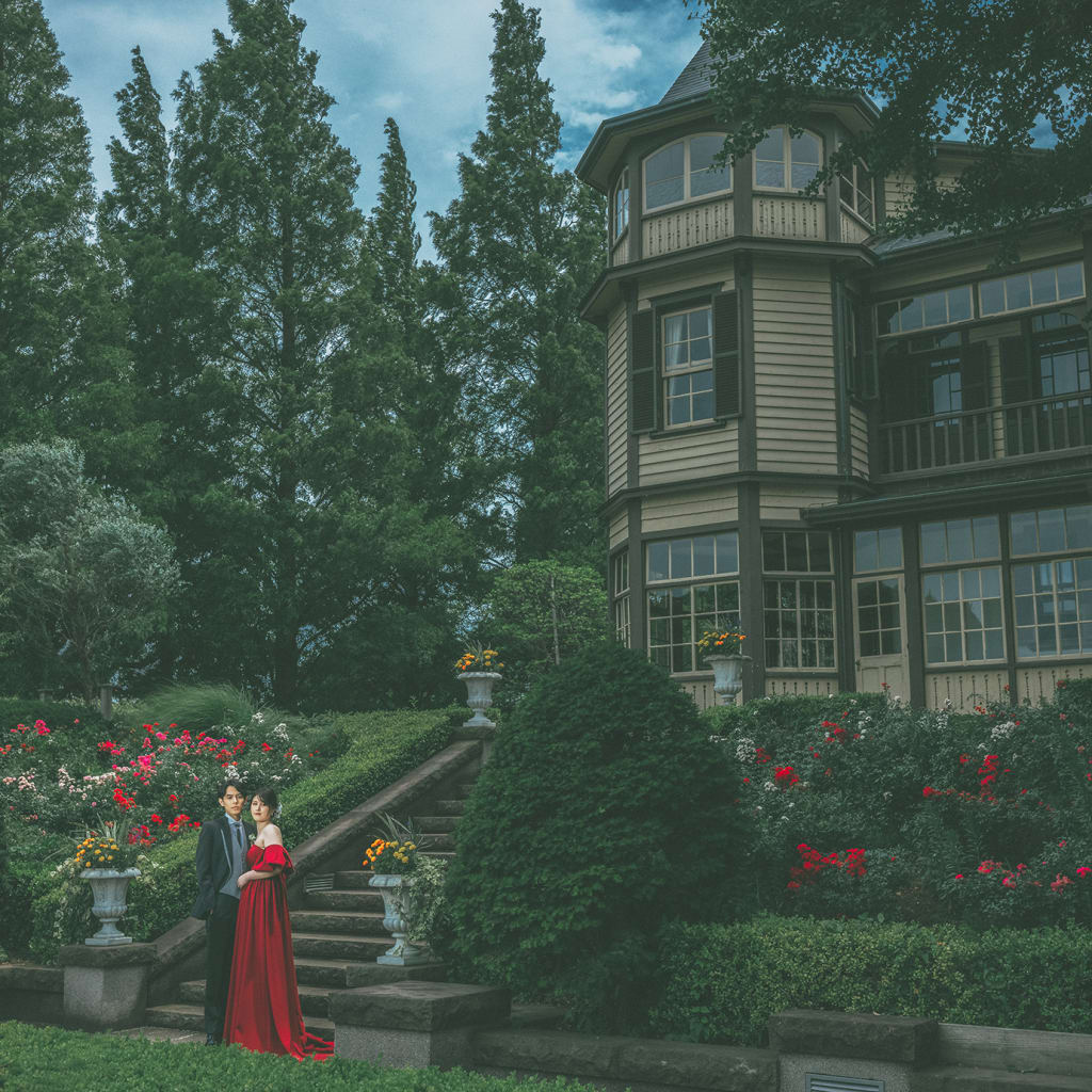 緑が綺麗な山手イタリア山庭園 | デコルテフォトグラフィー | 前撮り・フォトウェディング