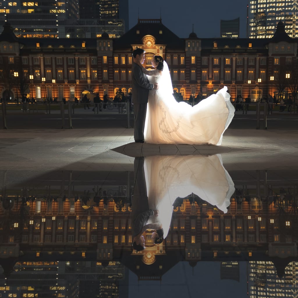 夜景煌めく東京駅ロケーション