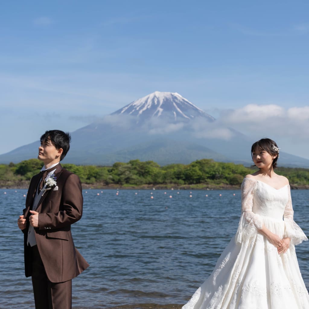 和洋どちらも楽しめる！富士周遊ロケーション | デコルテフォトグラフィー | 前撮り・フォトウェディング
