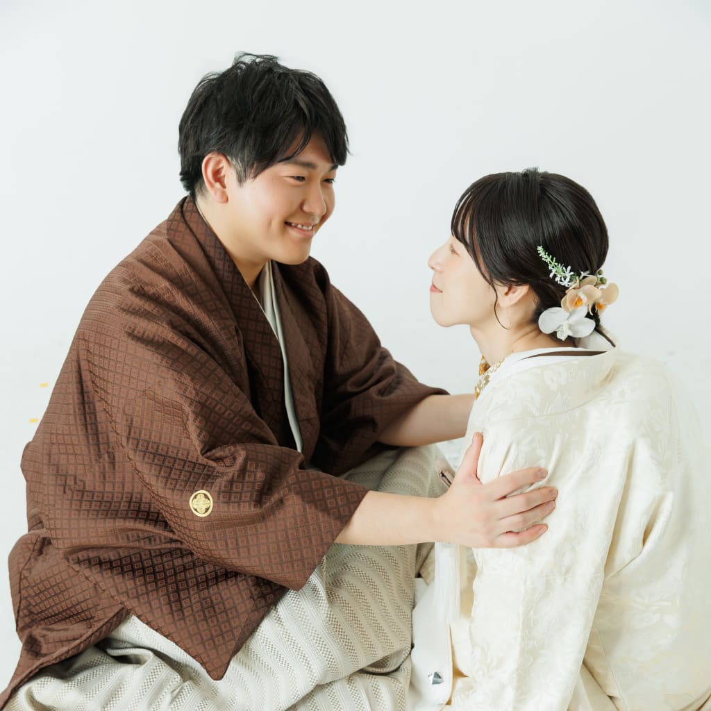和装スタジオPLUSで二人だけの写真を | デコルテフォトグラフィー | 前撮り・フォトウェディング