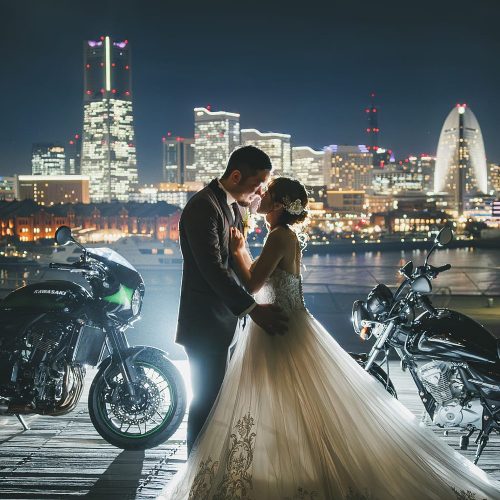 愛車と描く、ドラマチックなナイトロケーション・レポート | デコルテフォトグラフィー | 前撮り・フォトウェディング