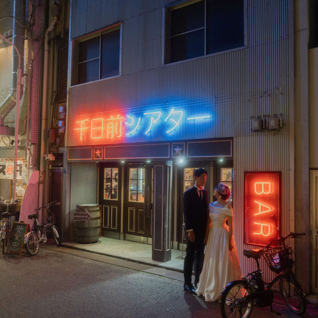 土曜日の夜なんばロケーション！ | デコルテフォトグラフィー | 前撮り・フォトウェディング