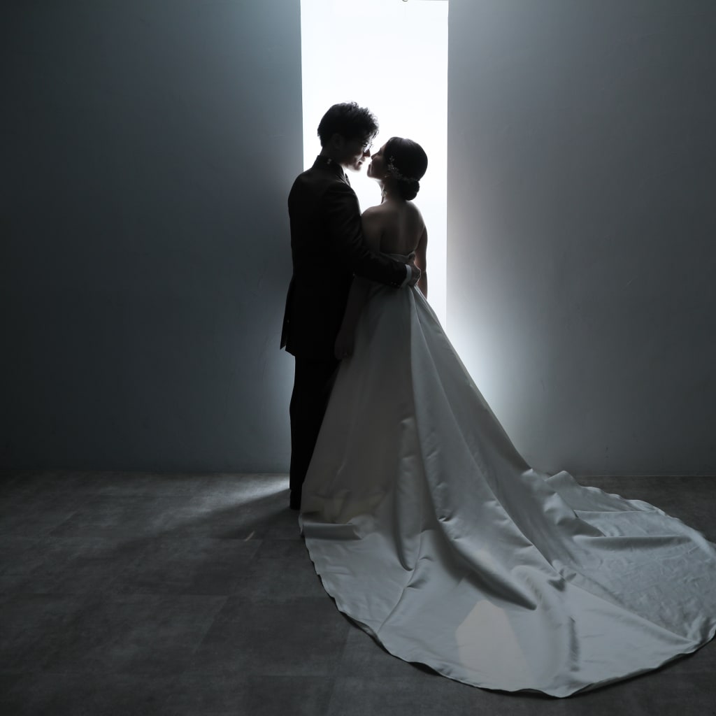 ボリューム盛りだくさんのハウススタジオ | デコルテフォトグラフィー | 前撮り・フォトウェディング