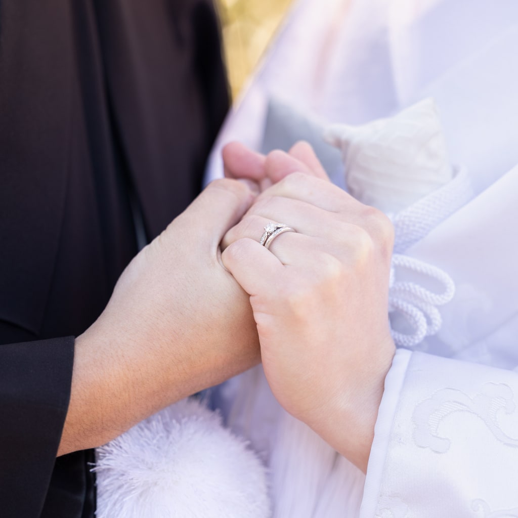 色打掛と白無垢どっちも着たい方へ！ | デコルテフォトグラフィー | 前撮り・フォトウェディング