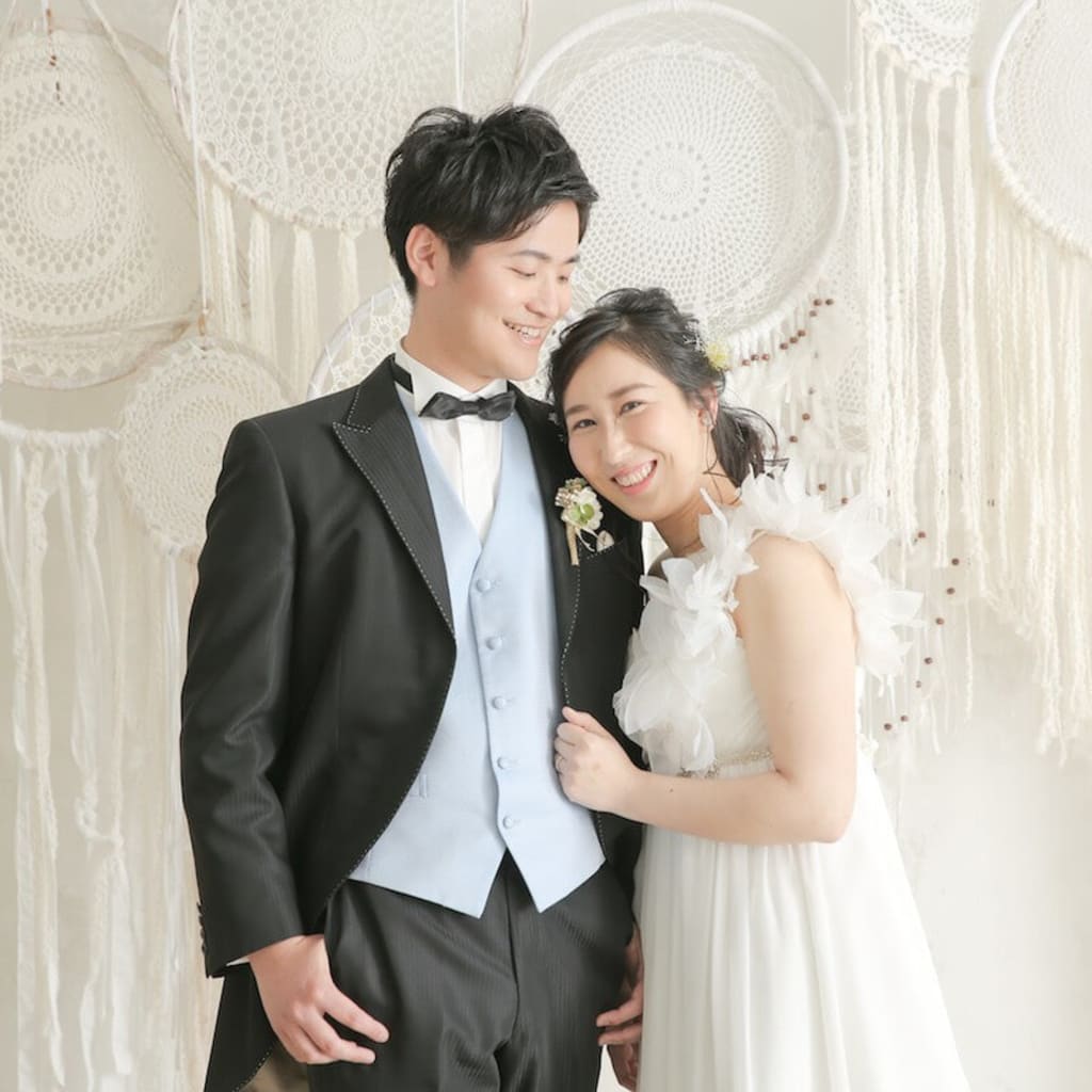 カジュアルドレスでフォトウエディング | デコルテフォトグラフィー | 前撮り・フォトウェディング