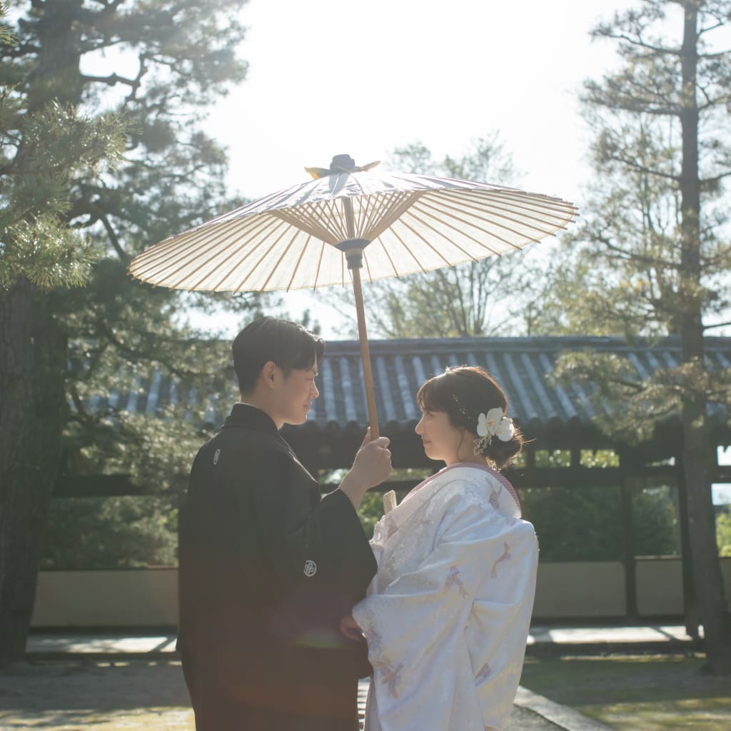 異国情緒あふれるお寺で風情ある撮影を | デコルテフォトグラフィー | 前撮り・フォトウェディング