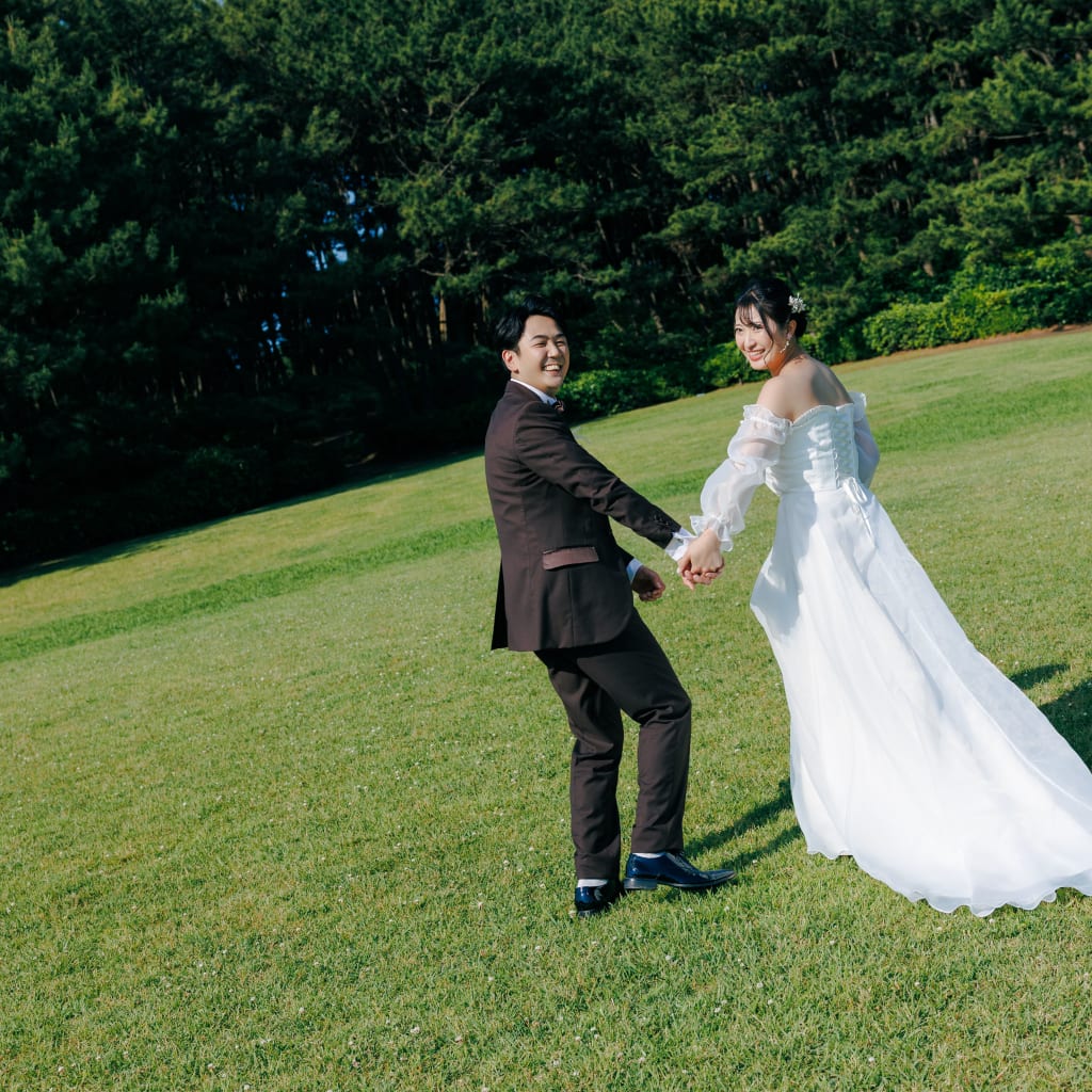 緑いっぱいの稲毛海浜公園 | デコルテフォトグラフィー | 前撮り・フォトウェディング