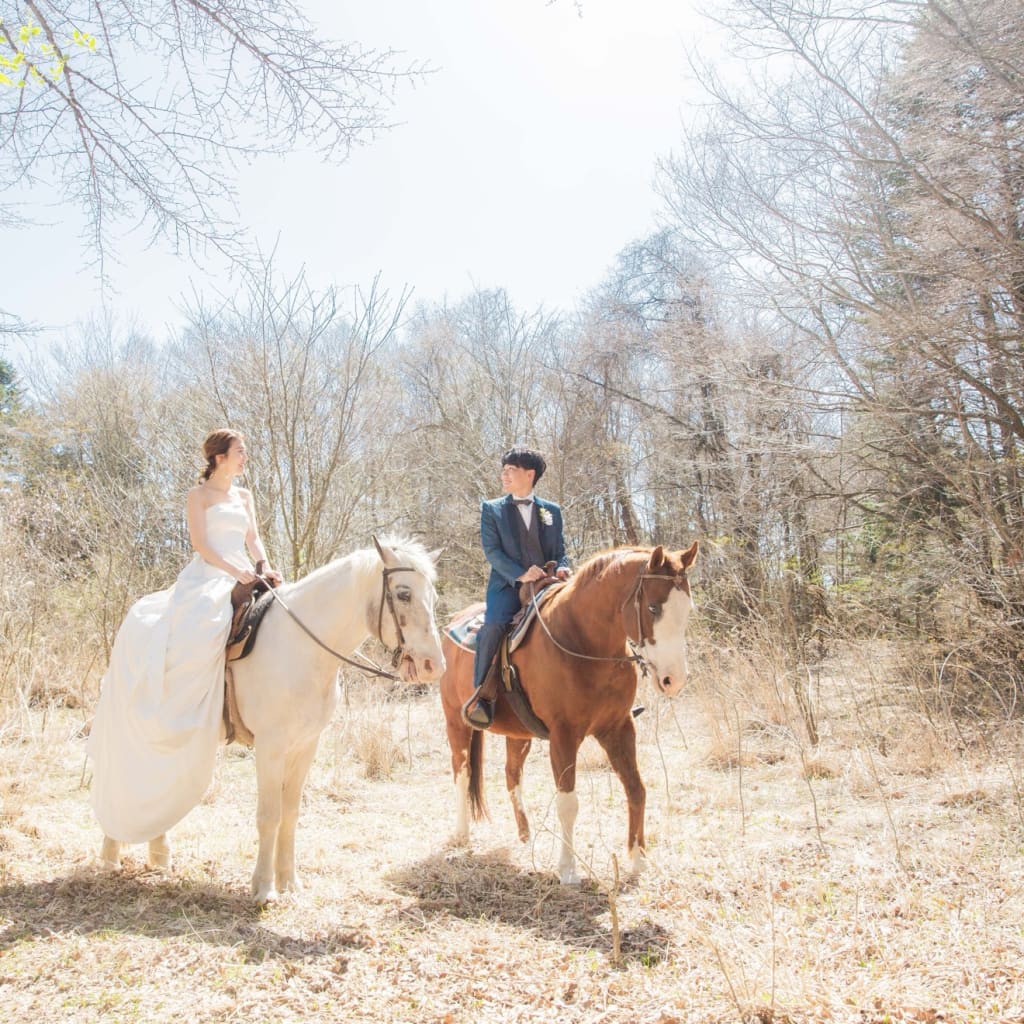 海外風乗馬フォト♪乗馬人気ポーズ有 | デコルテフォトグラフィー | 前撮り・フォトウェディング