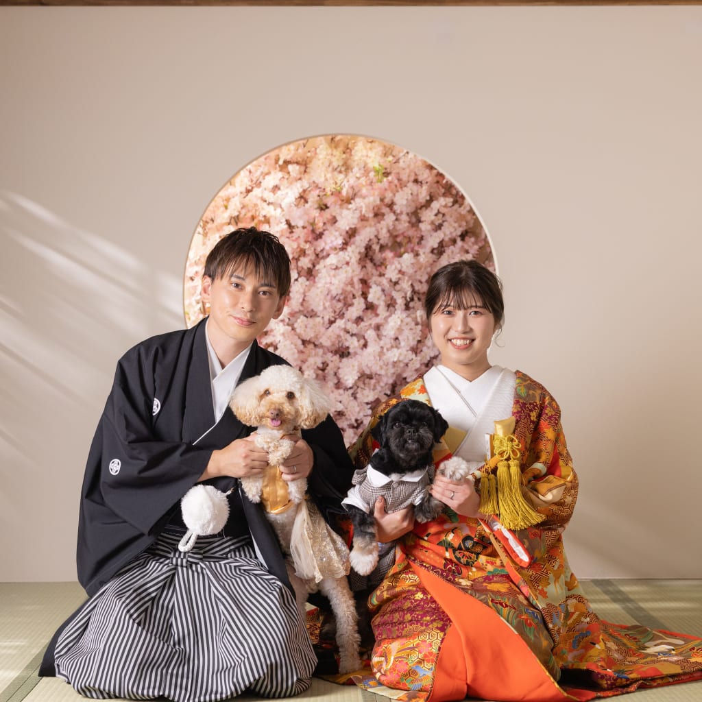 スタジオ2着でワンちゃんとの撮影！ | デコルテフォトグラフィー | 前撮り・フォトウェディング