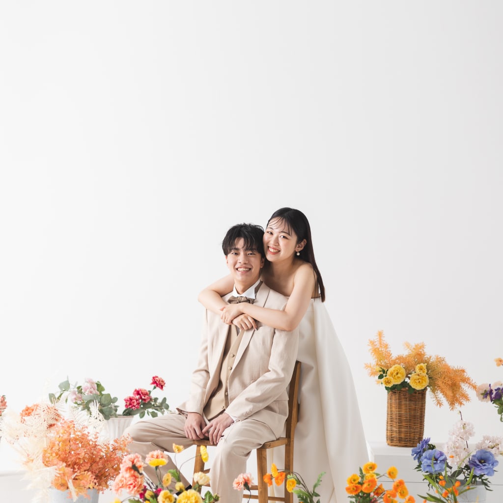 シンプルかつおしゃれに決めるなら、スタジオ撮影 | デコルテフォトグラフィー | 前撮り・フォトウェディング