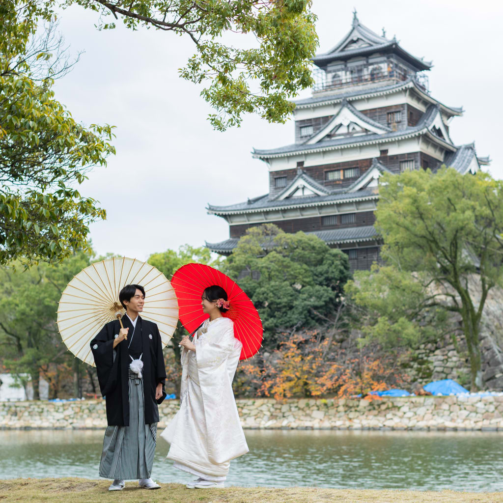 広島城＋電停 | デコルテフォトグラフィー | 前撮り・フォトウェディング