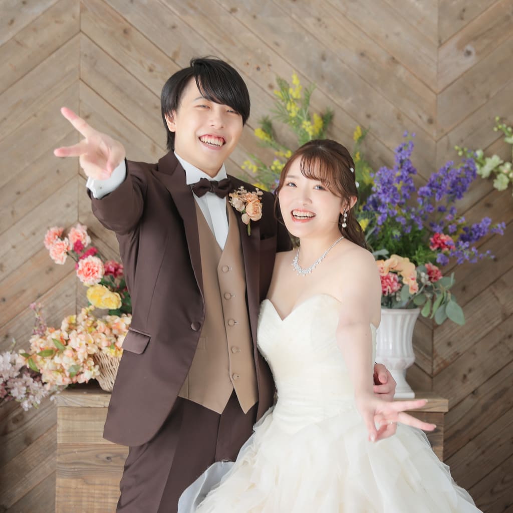 選べる背景で！洋装ハウススタジオのご紹介です♪ | デコルテフォトグラフィー | 前撮り・フォトウェディング