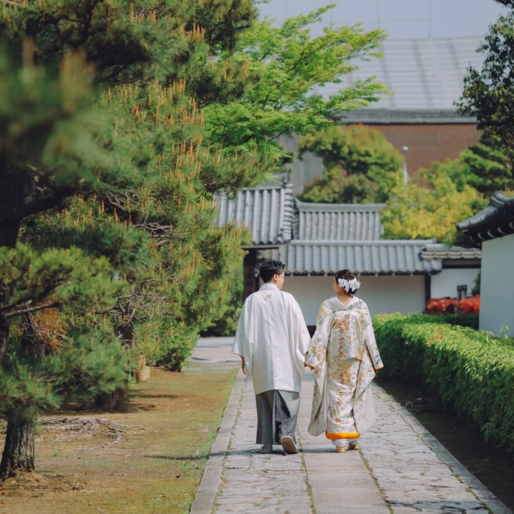 緑に囲まれた【智積院】で和装ウエディング♪ | デコルテフォトグラフィー | 前撮り・フォトウェディング