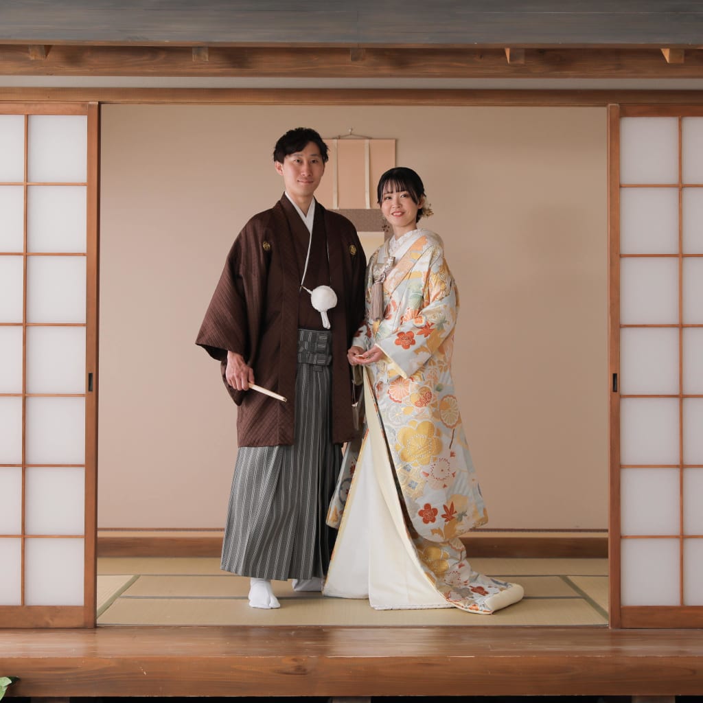 屋内庭園スタジオで | デコルテフォトグラフィー | 前撮り・フォトウェディング