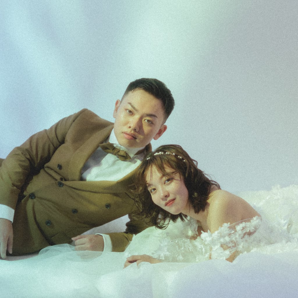 スタジオでロケではできないことをする！ | デコルテフォトグラフィー | 前撮り・フォトウェディング