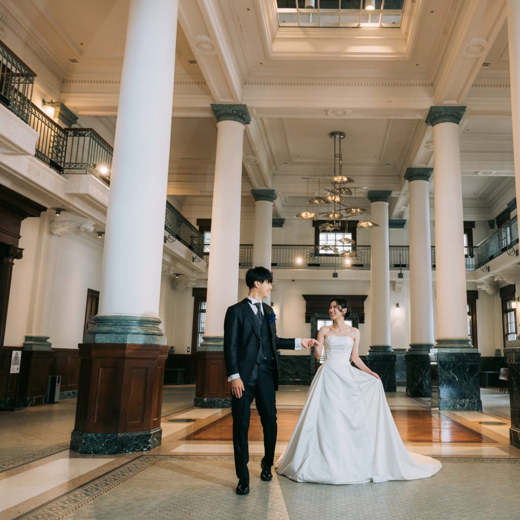 暑い夏にぴったり美術館ロケーション | デコルテフォトグラフィー | 前撮り・フォトウェディング