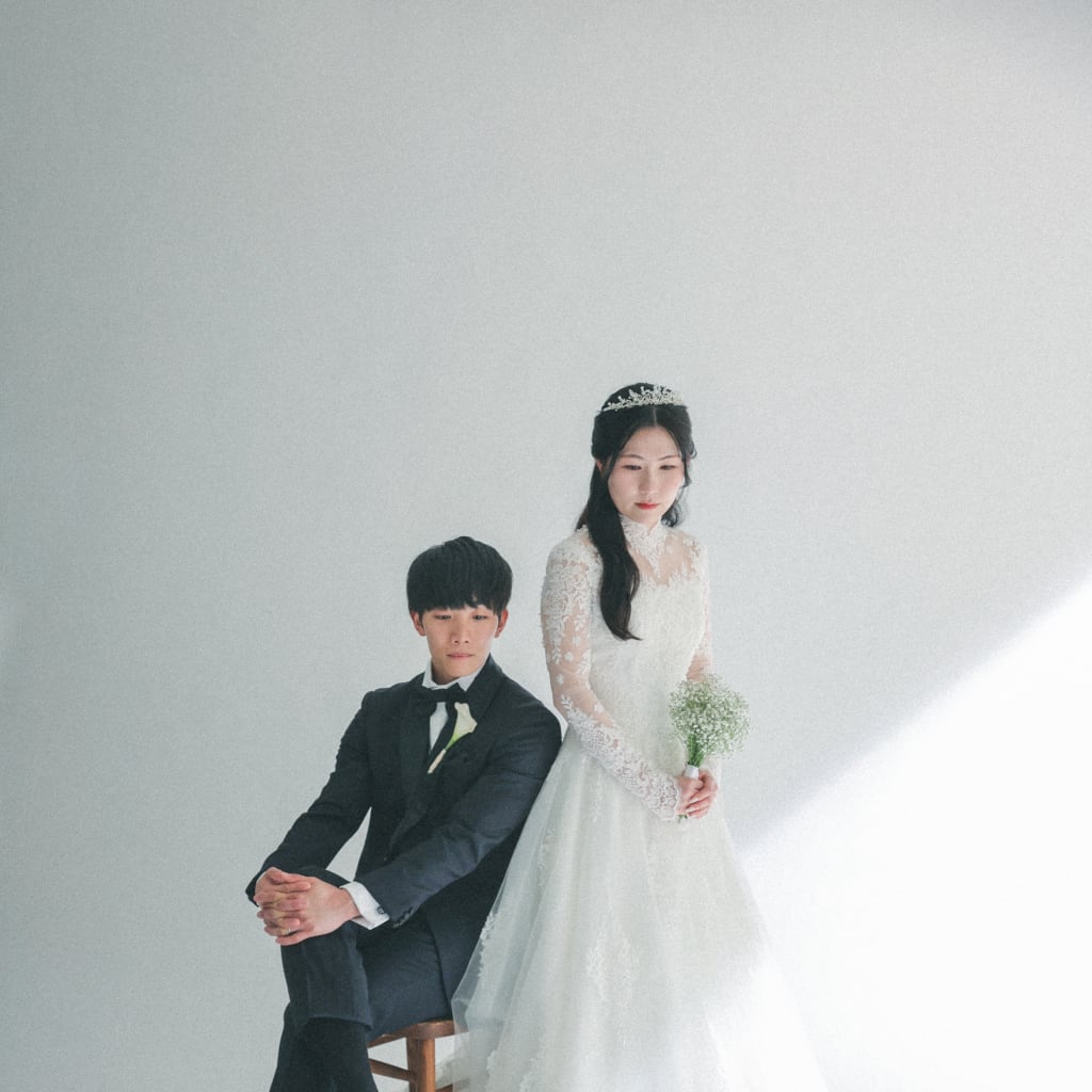 	洋装スタジオ | デコルテフォトグラフィー | 前撮り・フォトウェディング