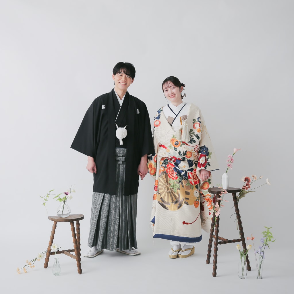 洋装スタジオPLUS | デコルテフォトグラフィー | 前撮り・フォトウェディング