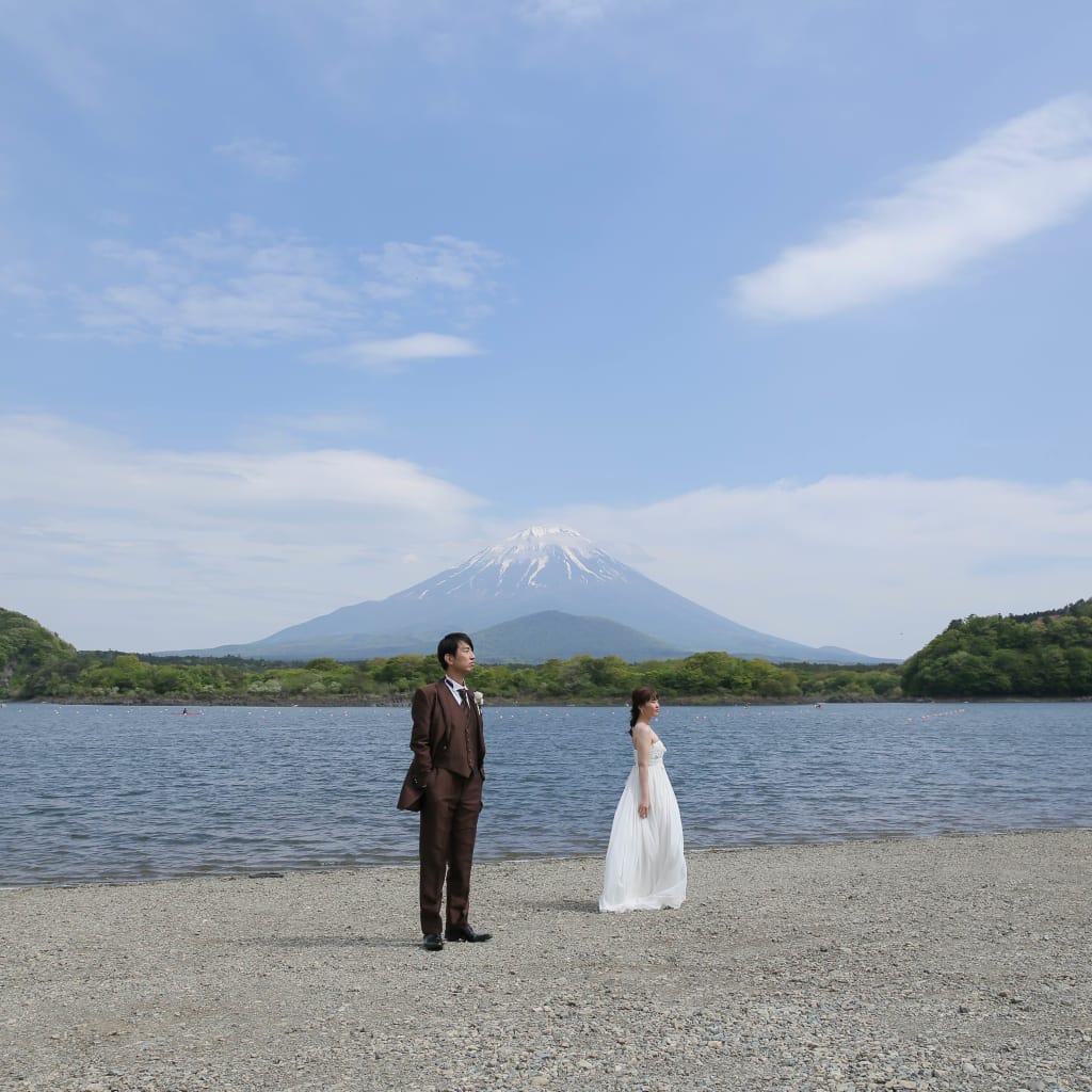 富士山と撮れる！和洋満喫ロケーション撮影！！！ | デコルテフォトグラフィー | 前撮り・フォトウェディング