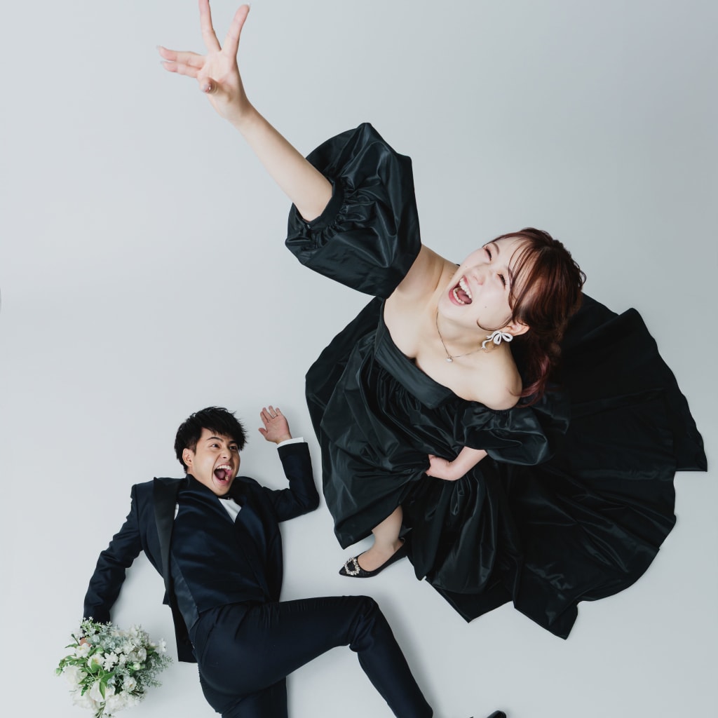 スタジオで笑顔の撮影を | デコルテフォトグラフィー | 前撮り・フォトウェディング