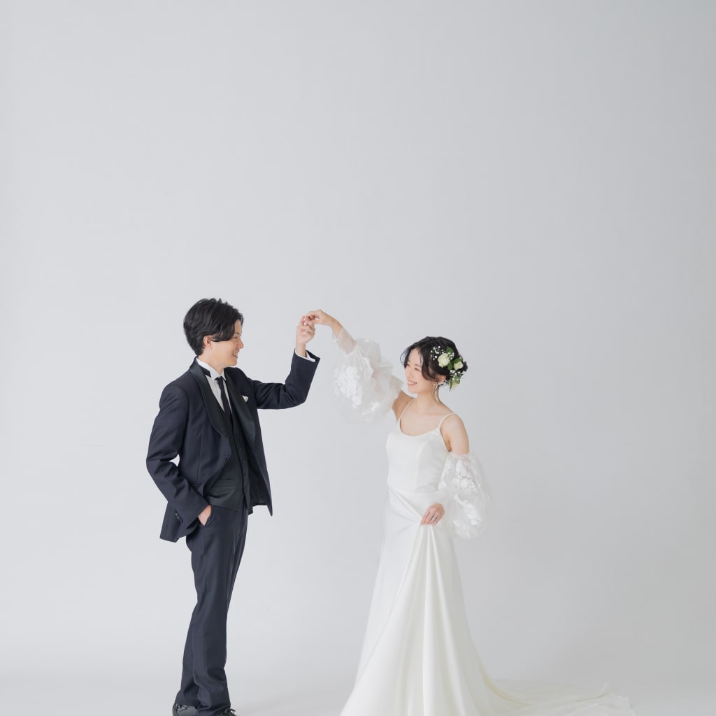 スタジオPlus | デコルテフォトグラフィー | 前撮り・フォトウェディング