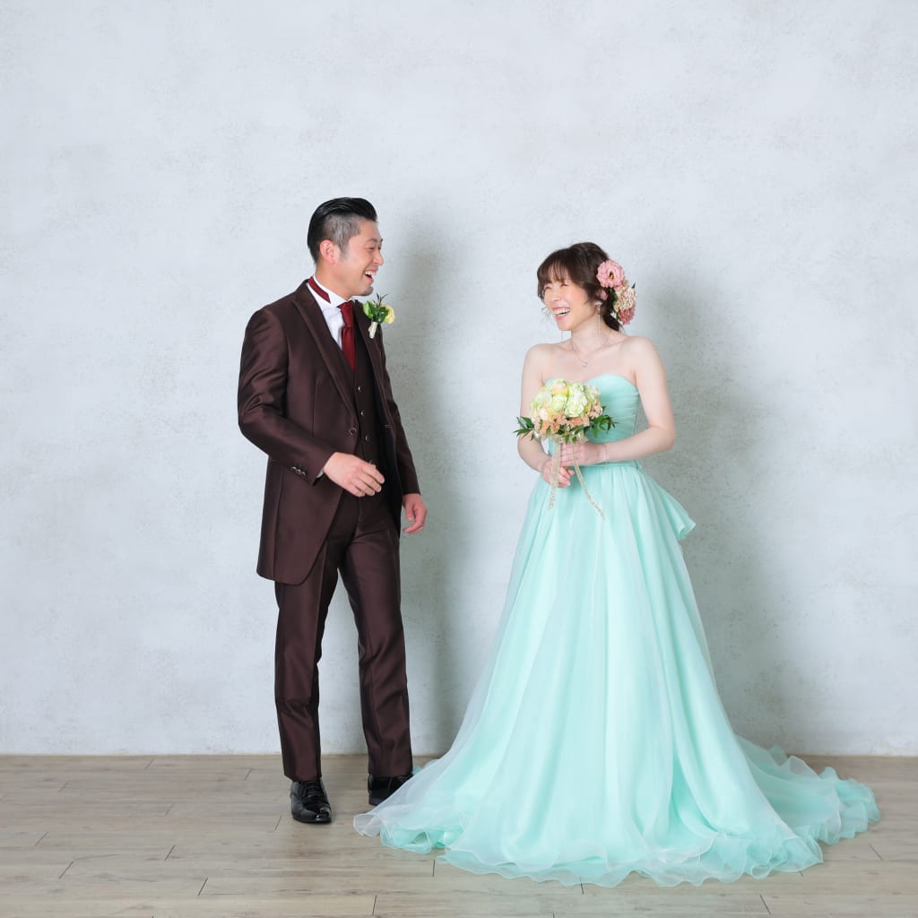 洋装2着スタジオ撮影！ | デコルテフォトグラフィー | 前撮り・フォトウェディング