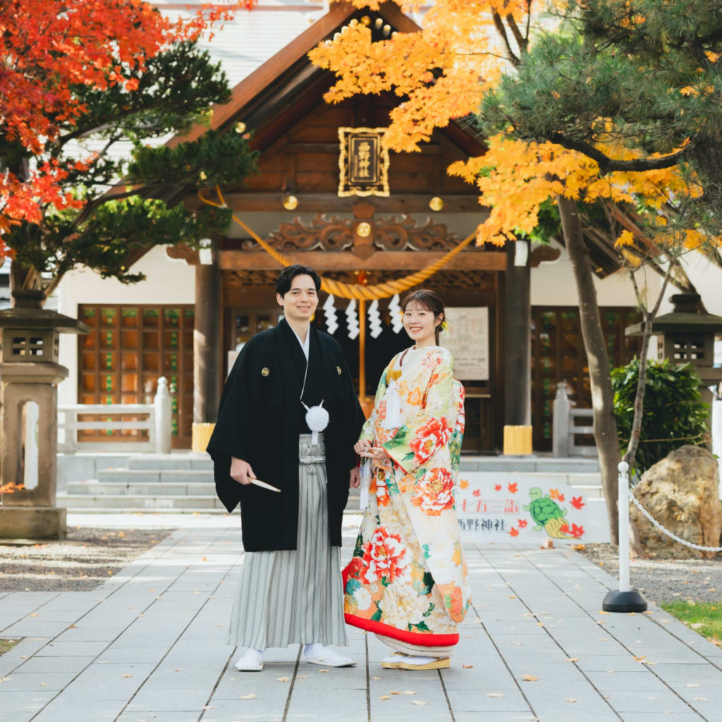 紅葉の時期もおすすめ　西野神社 | デコルテフォトグラフィー | 前撮り・フォトウェディング