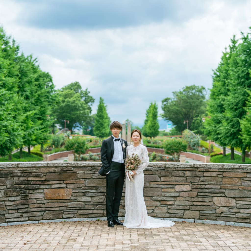 洋装　ロケーション　おしゃれ　ウェディングドレス　タキシード　公園