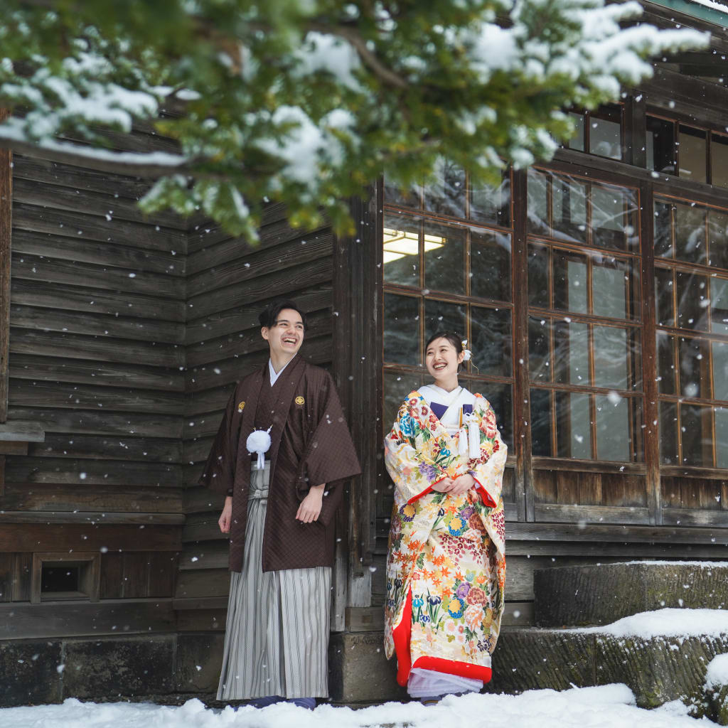 冬の旧永山邸での和装ロケーション撮影。笑顔のお二人！