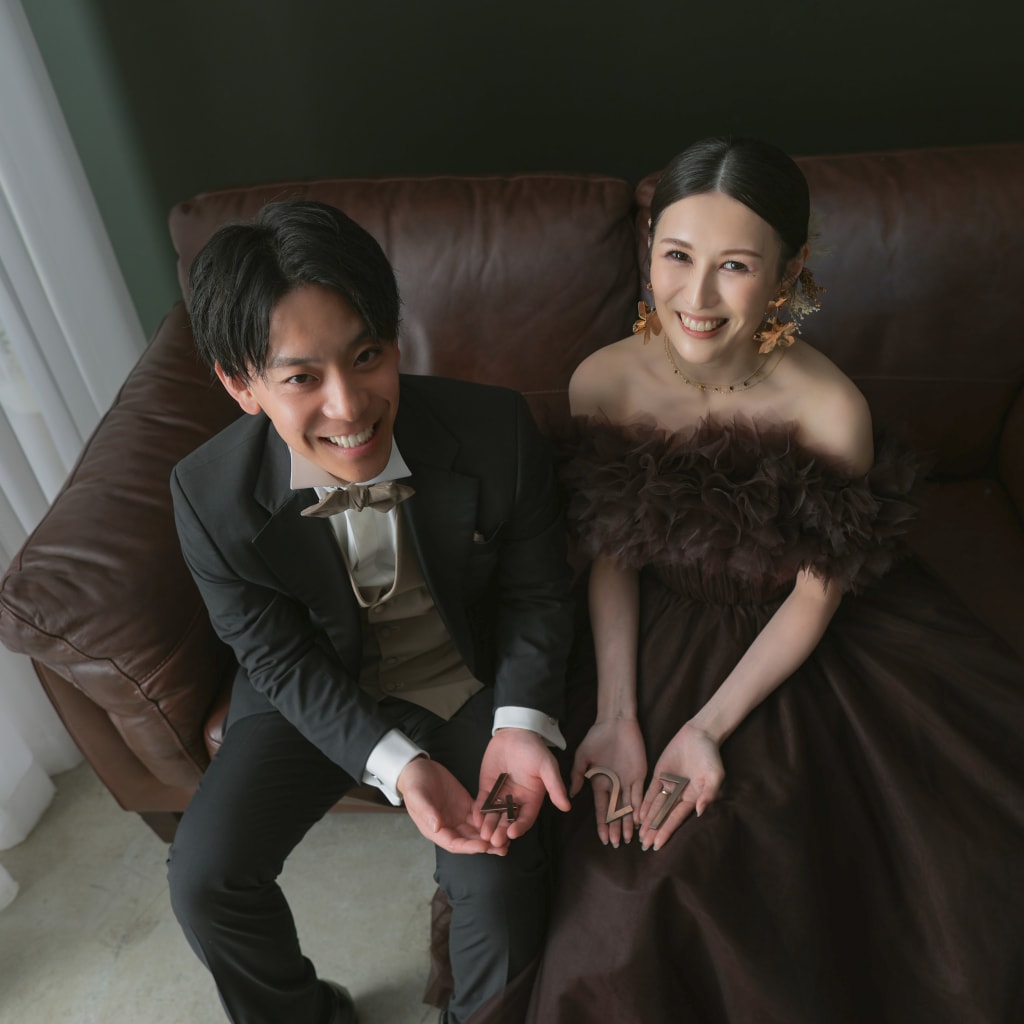 大人かっこよく！洋装ハウススタジオ | デコルテフォトグラフィー | 前撮り・フォトウェディング