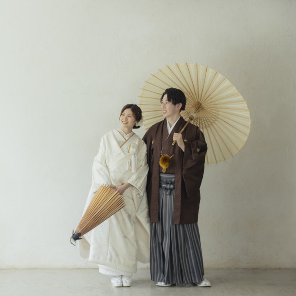 白無垢と色紋付でお洒落に | デコルテフォトグラフィー | 前撮り・フォトウェディング