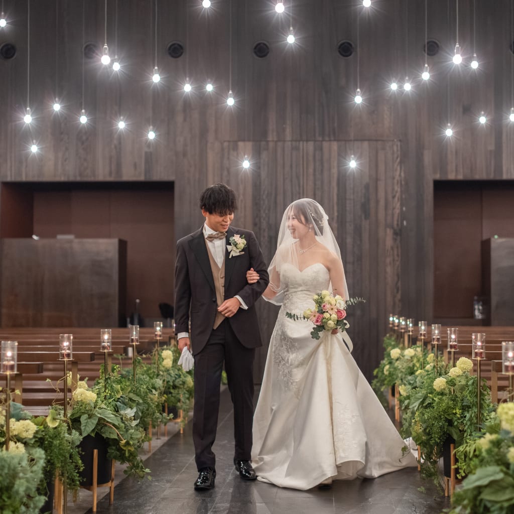 感動の星降るチャペルで