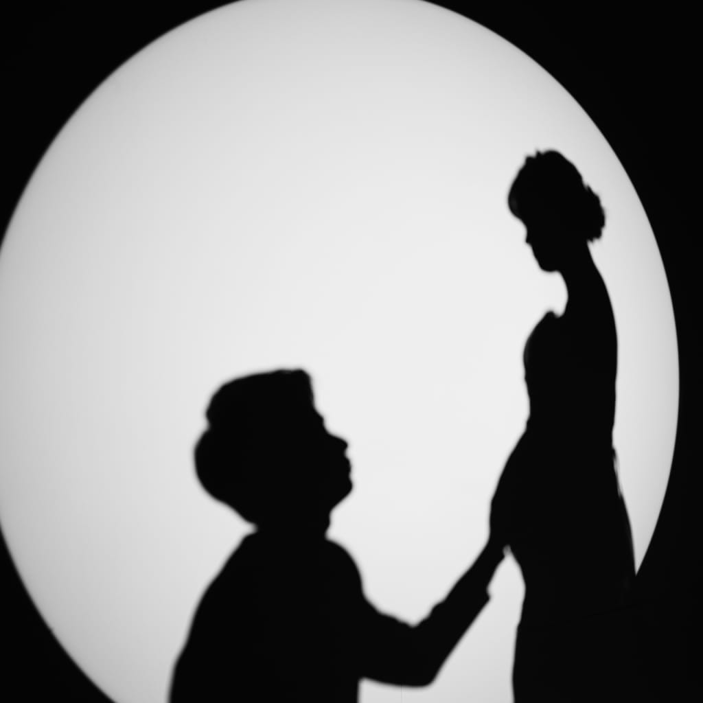 お腹の中の子と一緒に | デコルテフォトグラフィー | 前撮り・フォトウェディング